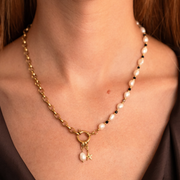 L’IMPRÉVISIBLE COLLIER L