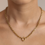 L’IMPRÉVISIBLE COLLIER G